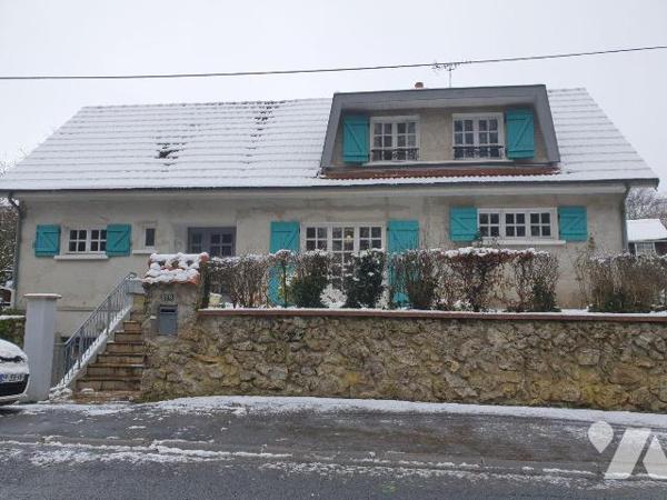 Maison à Vendre à Saint-Martin-d'Ablois (51530) en Marne (51)

Nous vous proposons cette mais...