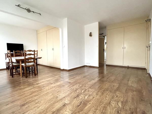 A VENDRE : T3 à LILLE • • 243 000 € FAI • Réf. 1565