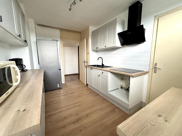 A VENDRE : T3 à LILLE • • 243 000 € FAI • Réf. 1565