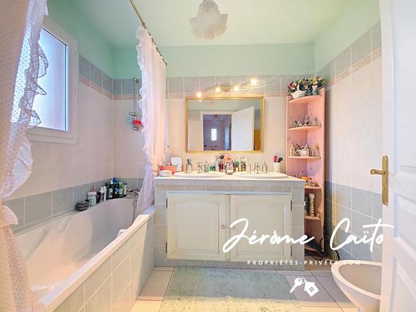 Maison Le Grau Du Roi 4 pièce(s) 103 m2 - 3 chambres + garage + places de parking