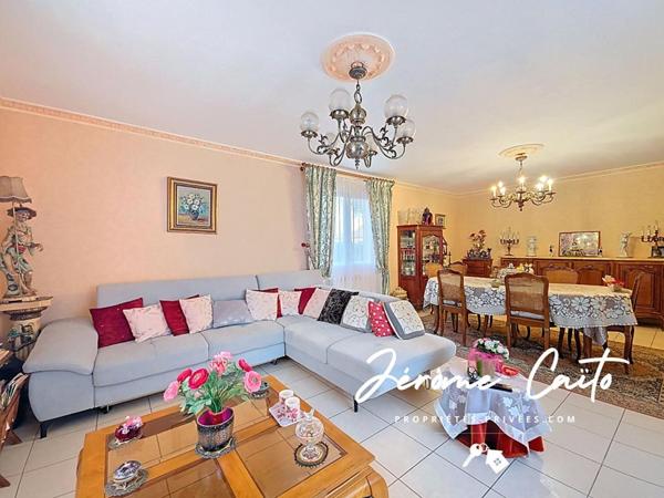 Maison Le Grau Du Roi 4 pièce(s) 103 m2 - 3 chambres + garage + places de parking