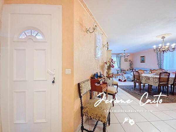 Maison Le Grau Du Roi 4 pièce(s) 103 m2 - 3 chambres + garage + places de parking