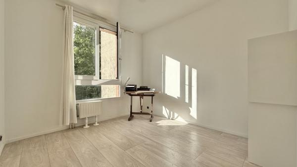 Appartement Corbeil Essonnes 3 pièce(s) 65 m2