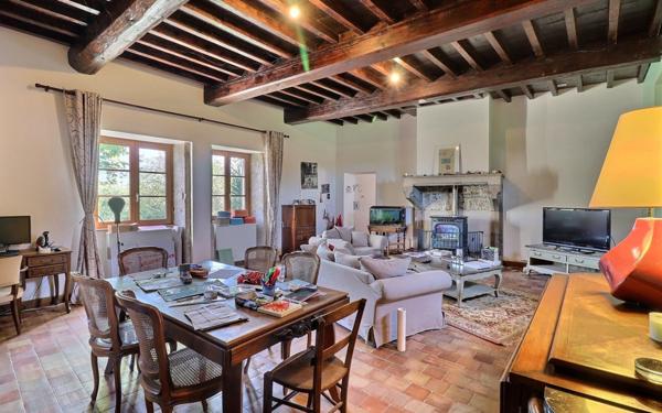 Maison à louer    4 pièces •  Creys-Mépieu