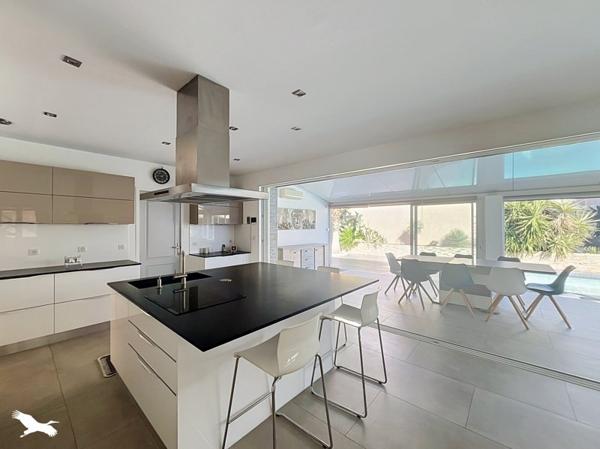 Maison 460 000 € Gigean 5 p 130 m² DPE C