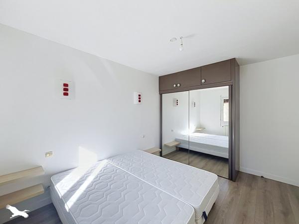 Maison 460 000 € Gigean 5 p 130 m² DPE C