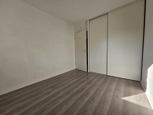 Appartement Appartement 3 pièce(s) Cenon limite Bordeaux 61.94 m²