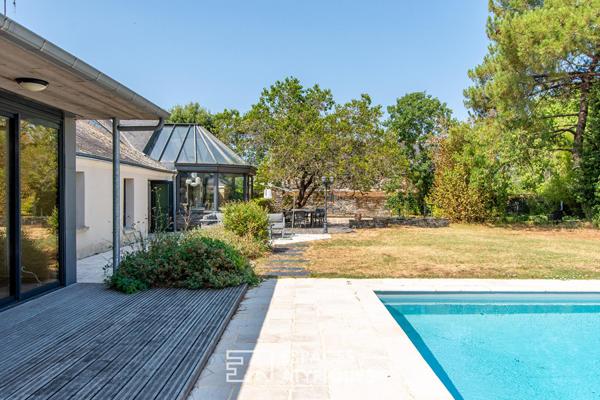 Villa d’exception aux accents de Provence, aux portes d’Angers
