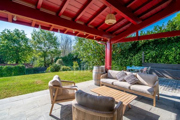 ASCAIN maison de 128 m² construite en 2012- Terrain de 1 000,00 m² - Et son T2 de 25 m2