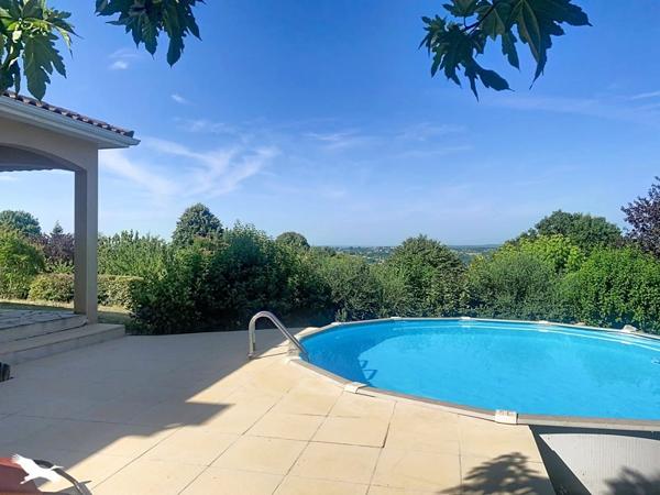 Maison 275 000 € Figeac 4 p 117 m² DPE