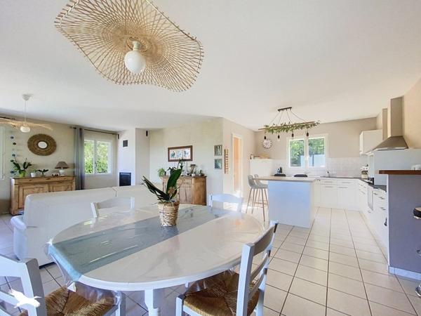 Maison 275 000 € Figeac 4 p 117 m² DPE