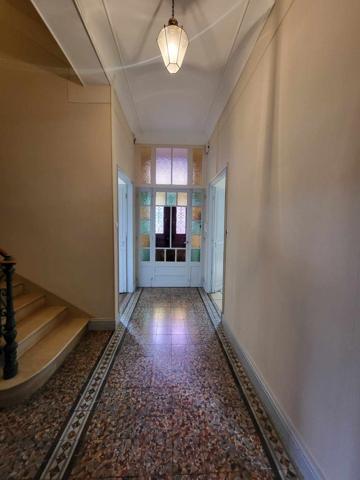 Châteaurenard (13160) Demeure bourgeoise sur 950 m2 de terrain avec piscine et appartement