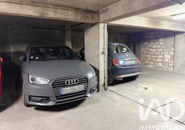 Parking à vendre 24 m² Paris 17