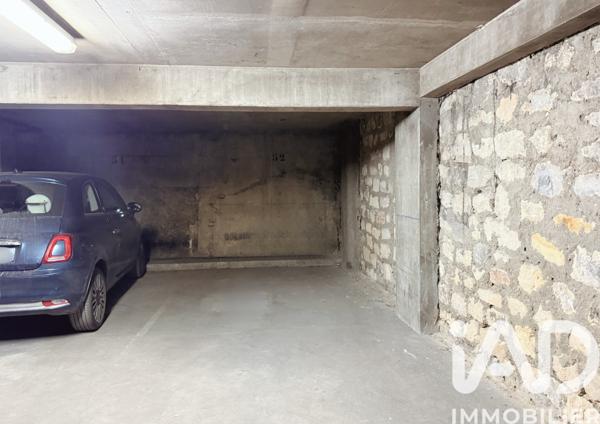 Parking à vendre 24 m² Paris 17