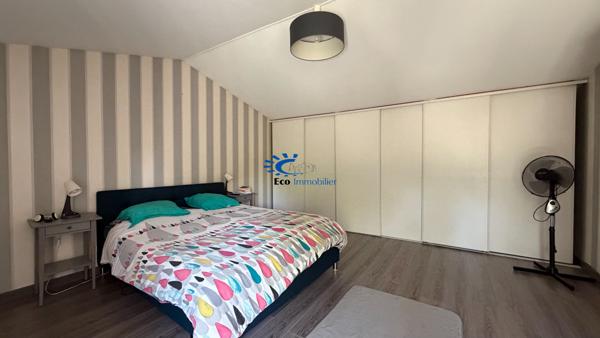 DOMPIERRE SUR MER MAISON TYPE LONGERE 5 CHAMBRES JARDIN GARAGE + APPARTEMENT T2  Dompierre sur mer