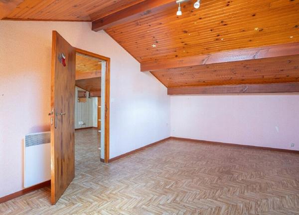 Maison à vendre    5 pièces •  Biscarrosse