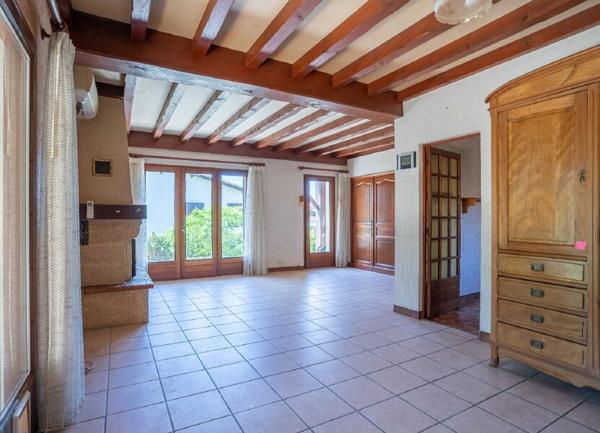 Maison à vendre    5 pièces •  Biscarrosse