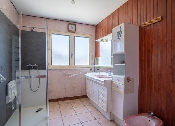 Maison à vendre    5 pièces •  Biscarrosse