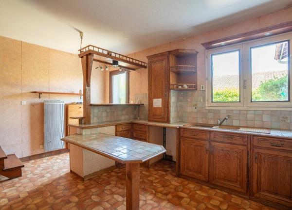 Maison à vendre    5 pièces •  Biscarrosse