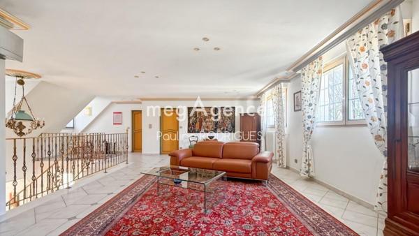 Maison à CHAMBRAY-LES-TOURS, 37170 - 8 pièces 395m²