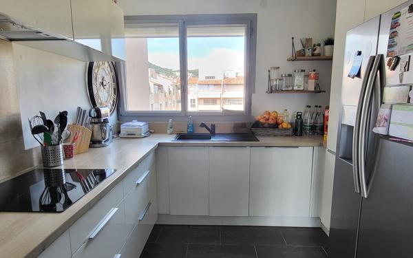 Appartement à vendre    4 pièces • 82 m2 Hyères