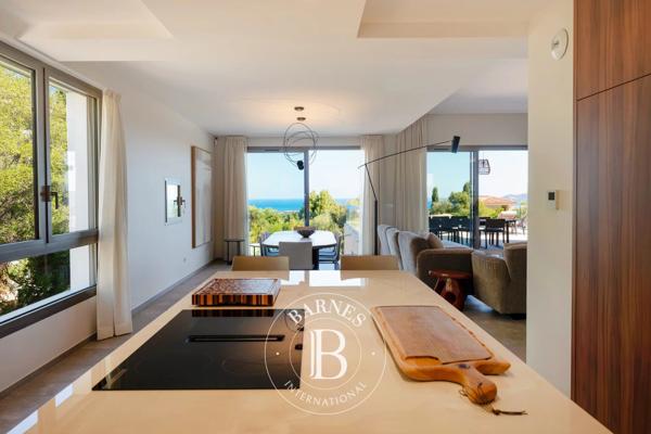 Calvi, Villa 5 Chambres -  274 m² à vendre