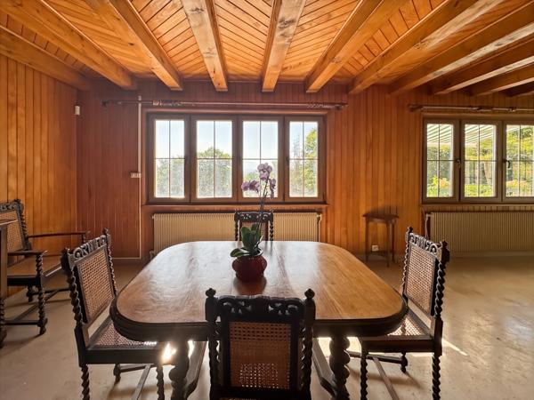 Chalet d’exception de 5 chambres sur les hauteurs de Gex – Vue panoramique sur le lac Léman