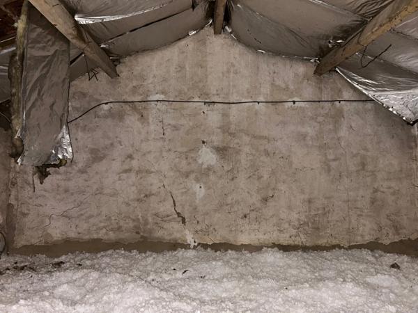 MAISON ANCIENNE A RÉNOVER, BIEN SITUÉE, 3 CHAMBRES, JARDIN 1500 M²