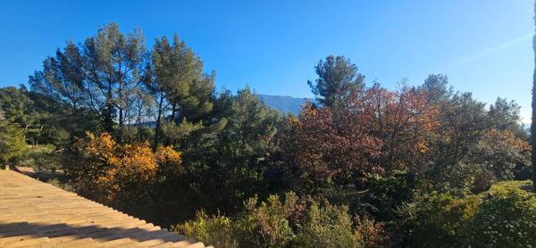 VILLA D' ARCHITECTE LE REVEST LES EAUX