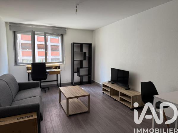 Immeuble à vendre 374 m² Saint-Priest-en-Jarez