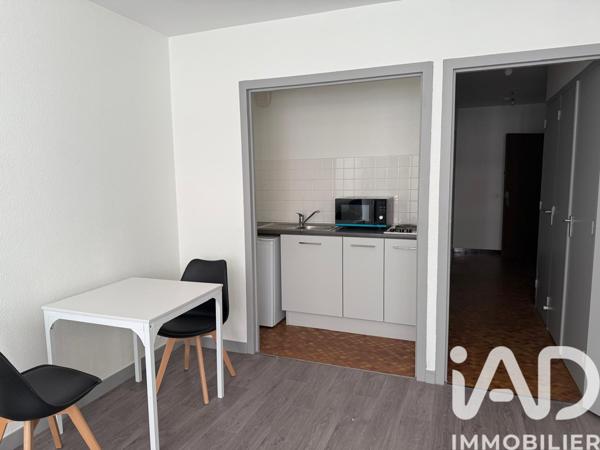 Immeuble à vendre 374 m² Saint-Priest-en-Jarez