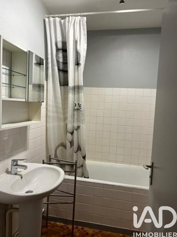 Immeuble à vendre 374 m² Saint-Priest-en-Jarez