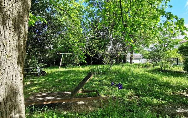 Maison à vendre    5 pièces • 130 m2 Bassens