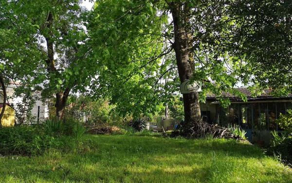 Maison à vendre    5 pièces • 130 m2 Bassens