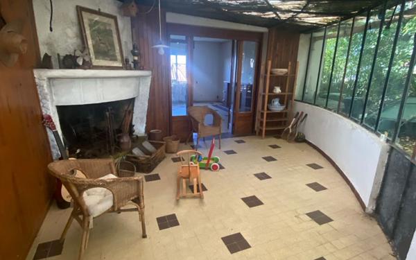 Maison à vendre    5 pièces • 130 m2 Bassens