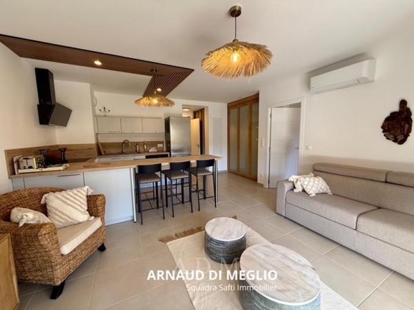 Joli appartement T3 dans résidence avec piscine