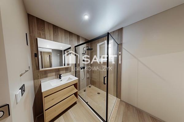 MAISON DE PLAIN-PIED AVEC PISCINE – QUARTIER TRÈS RECHERCHÉ