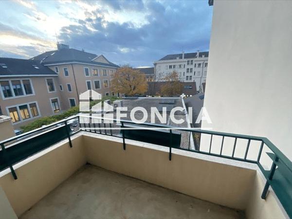 Location Appartement 2 pièces 53.4 m² - 1 RUE DU COMMERCE Annemasse 74100