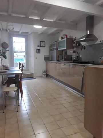 Maison Saint Hilaire 3 pièces 100 m2, 2 Ch et un bel extérieur plus grange
