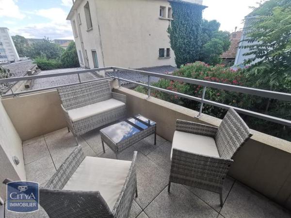 Appartement à louer 1 pièce 26m² Nîmes (30000)