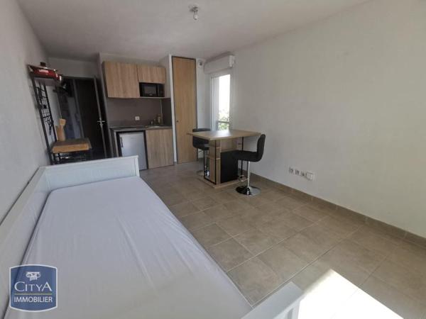 Appartement à louer 1 pièce 26m² Nîmes (30000)