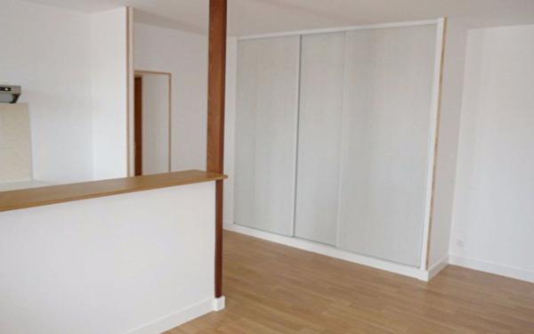 Appartement à louer    2 pièces • 48,47 m2 La Rochelle