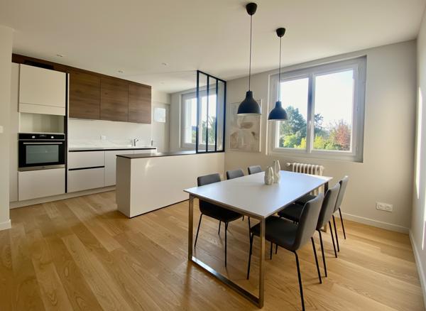 HAUTS PAVES – Appartement trois chambres 107m² -Ref C000111