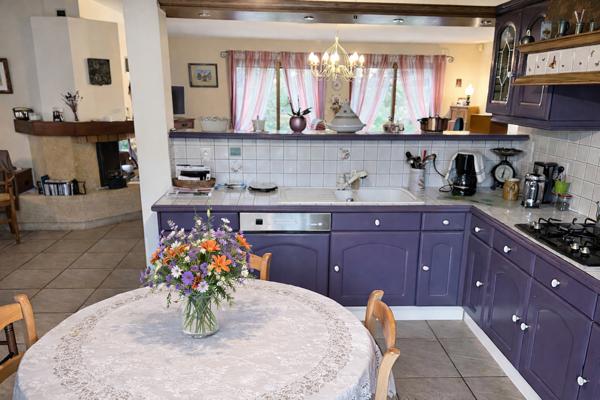 Maison 5 pièces – 235 m² environ à Guérande (ref : 76678P)