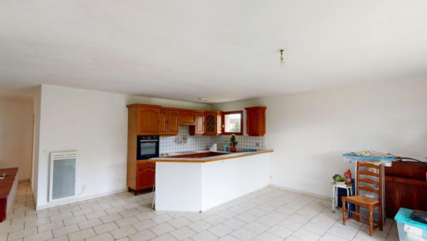 Maison de Plain pied dans un hammeau commune Etrechet