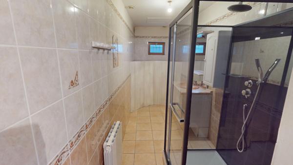 Maison de Plain pied dans un hammeau commune Etrechet