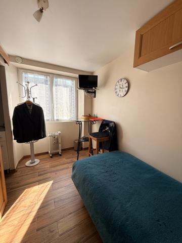 EN EXCLUSIVITE 2 appartements vendus loués avec 2 places parking Centre-ville de Guéret, Excellente rentabilité 71 000 €