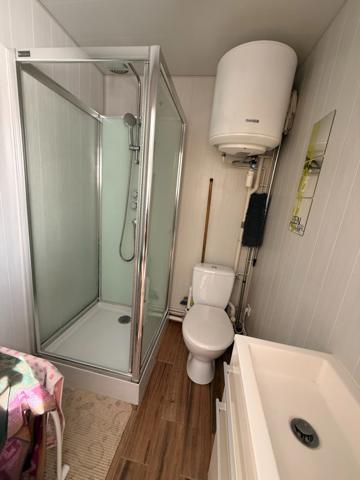 EN EXCLUSIVITE 2 appartements vendus loués avec 2 places parking Centre-ville de Guéret, Excellente rentabilité 71 000 €