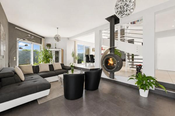 Maison à vendre 7 pièces SEGNY (01)