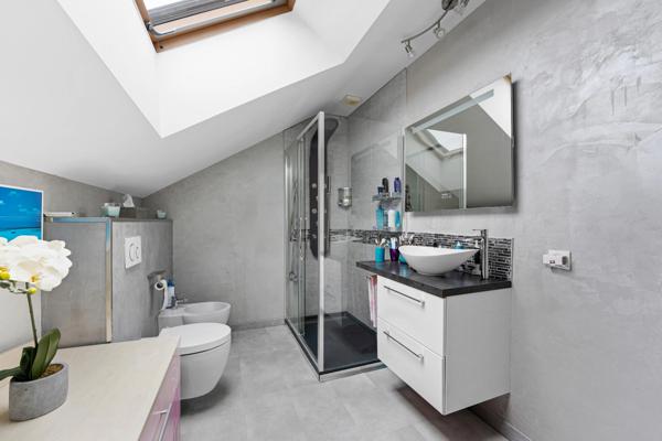 Maison à vendre 7 pièces SEGNY (01)